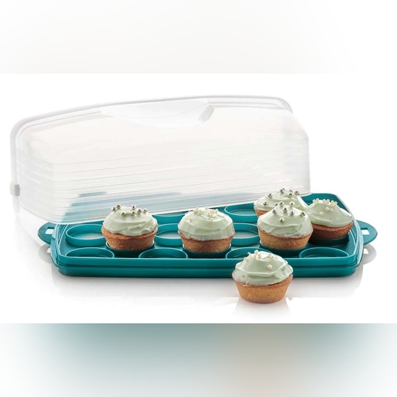 Tupperware Kitchen Rectangular Cake Taker New In Wrapper Tupperware